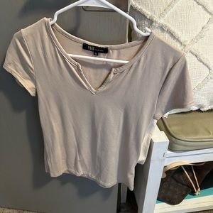 Super cute v neck top